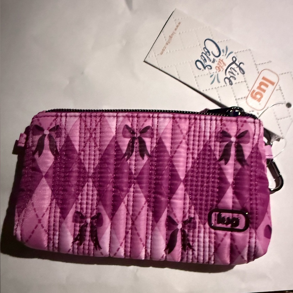 Lug Metro XL ID Pouch RFID – Petite Bowgyle Purple